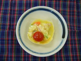 チーズカップサラダ